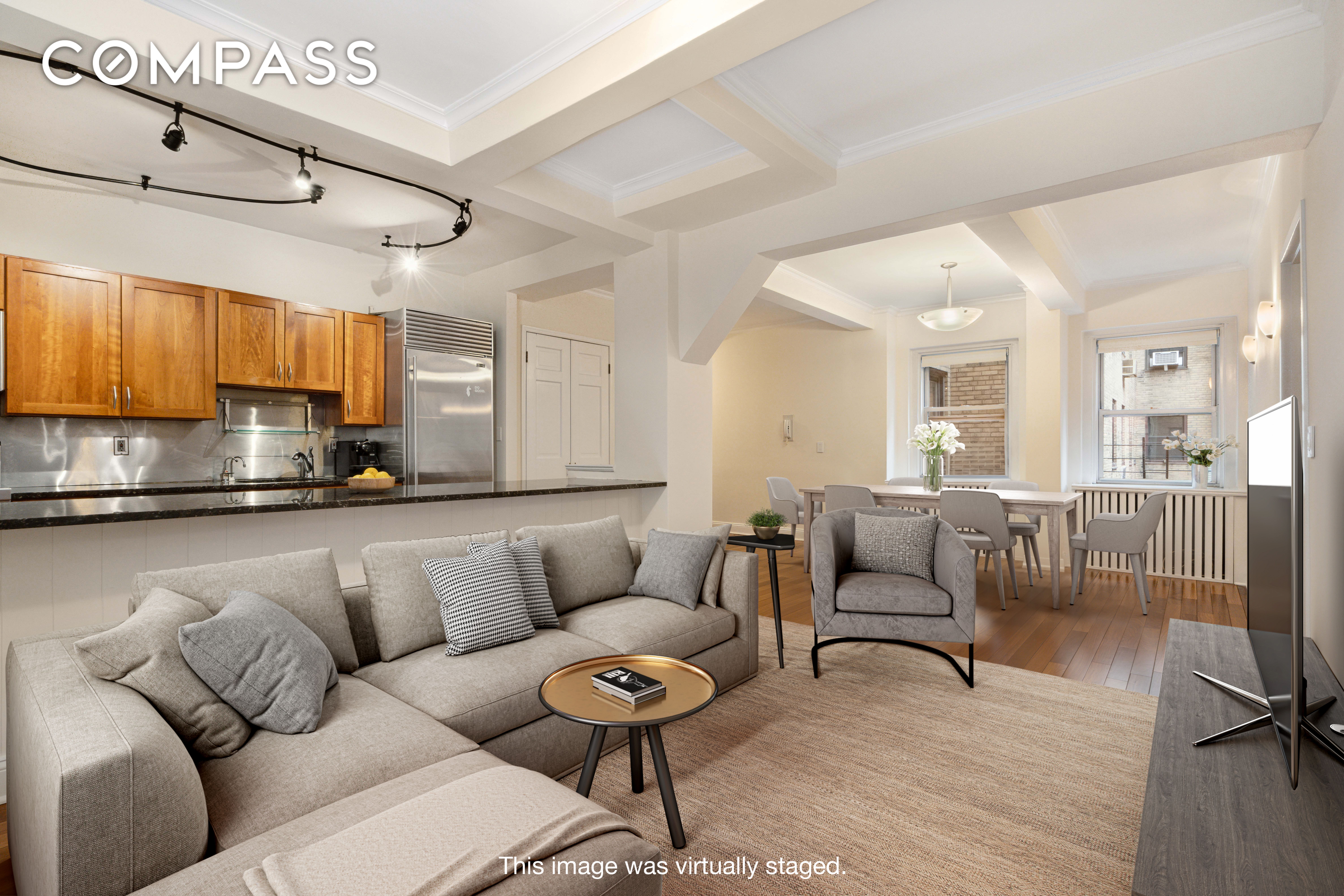 Photo 1 of 2166 Broadway 8E, Upper West Side, NYC, $1,100,000, Web #: 1060196176