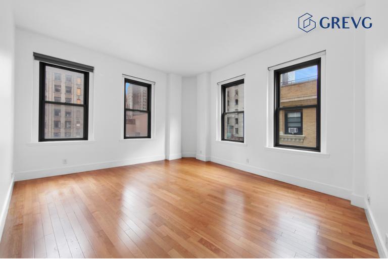 120 Greenwich Street 10F, Financial District, Downtown, NYC - 1 Bedrooms  
1 Bathrooms  
3 Rooms - 
