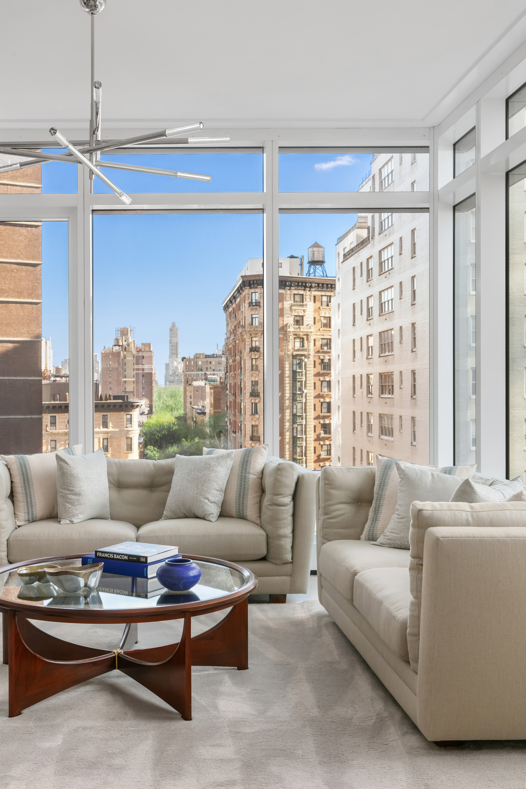 200 Amsterdam Avenue 20C, Lincoln Sq, Upper West Side, NYC - 1 Bedrooms  
2 Bathrooms  
4 Rooms - 