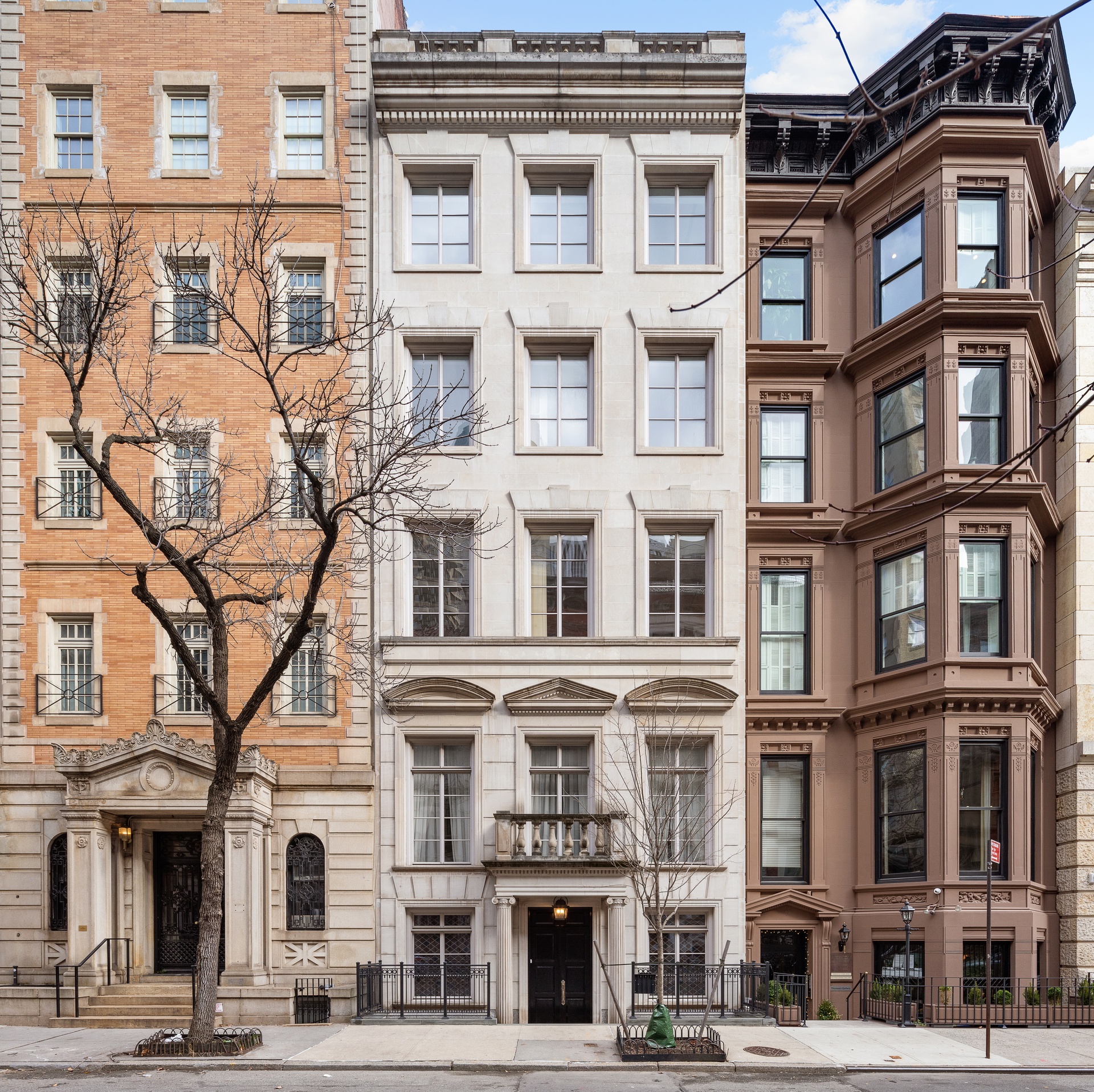 7 East 63rd Street Thouse, Upper East Side, Upper East Side, NYC - 7 Bedrooms  
6.5 Bathrooms  
20 Rooms - 