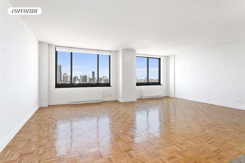 200 Rector Place 40B, Battery Park City, Downtown, NYC - 2 Bedrooms  
2 Bathrooms  
5 Rooms - 
