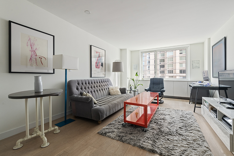 Photo 1 of 301 West 53rd Street 8H, Midtown West, NYC, $1,095,000, Web #: 1060203675