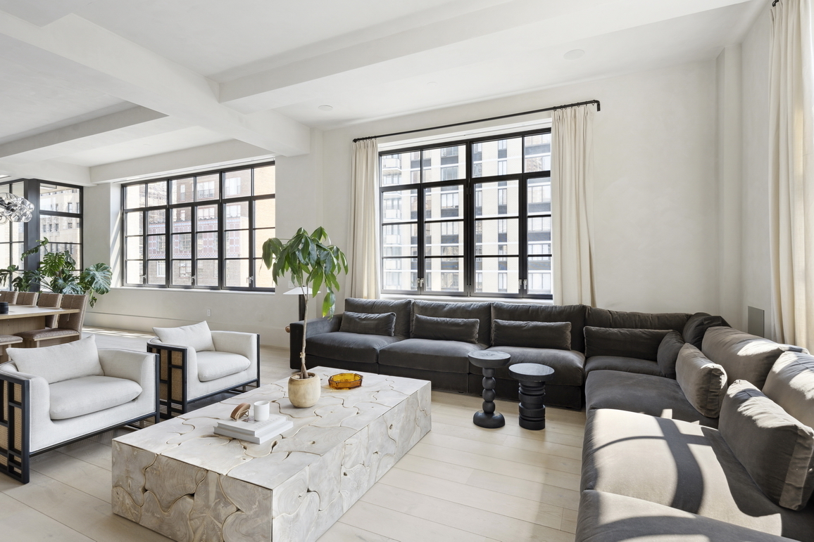 404 Park Avenue 16Pha, Nomad, Downtown, NYC - 3 Bedrooms  
4 Bathrooms  
6 Rooms - 