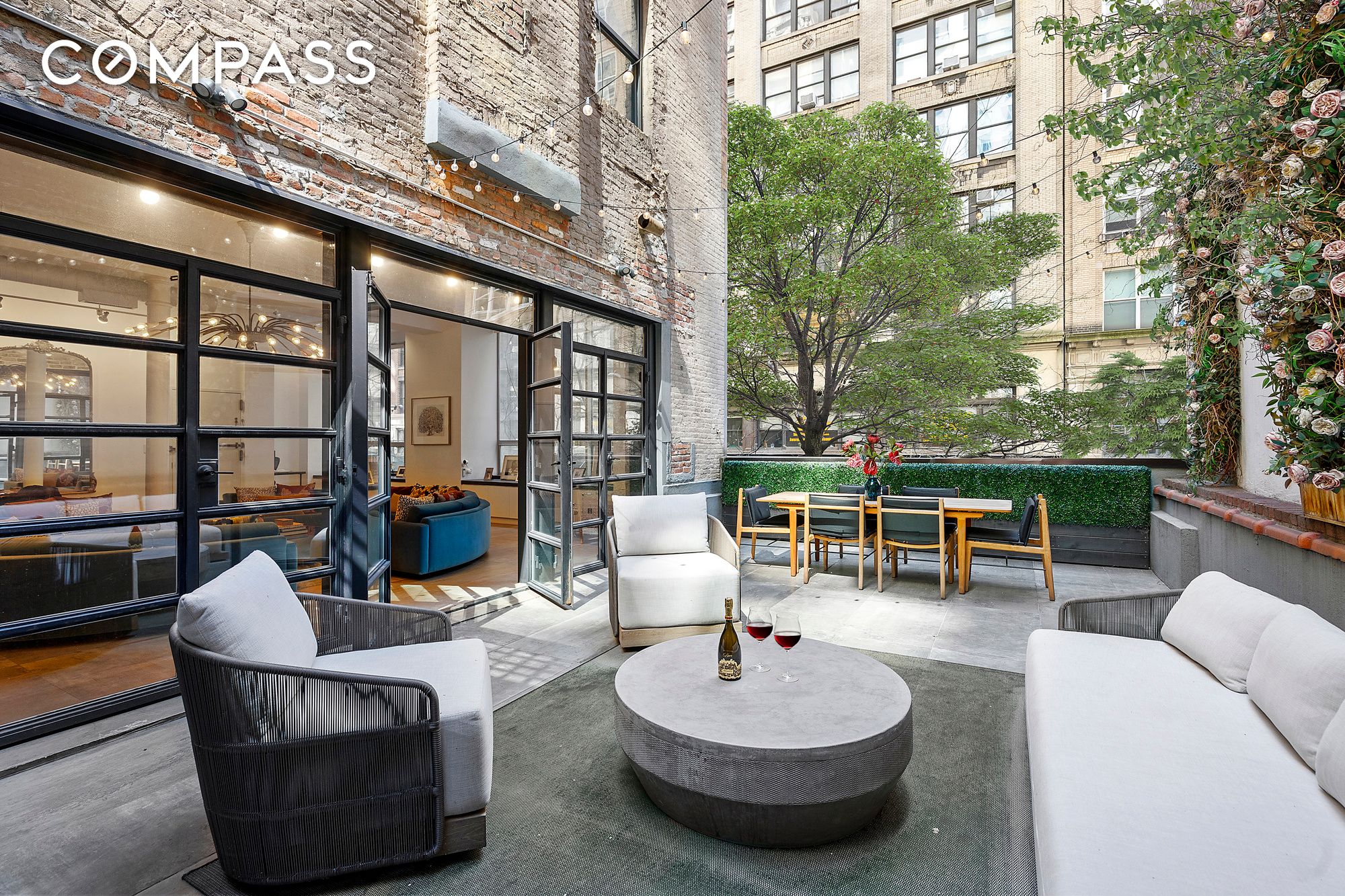 141 West 26th Street 2, Chelsea, Downtown, NYC - 3 Bedrooms  
3 Bathrooms  
5 Rooms - 