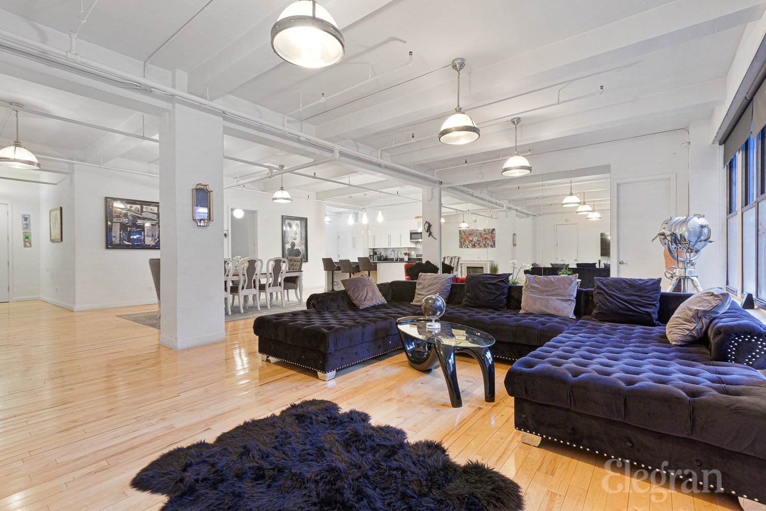 208 West 30th Street 201, Chelsea, Downtown, NYC - 3 Bedrooms  
2 Bathrooms  
5 Rooms - 
