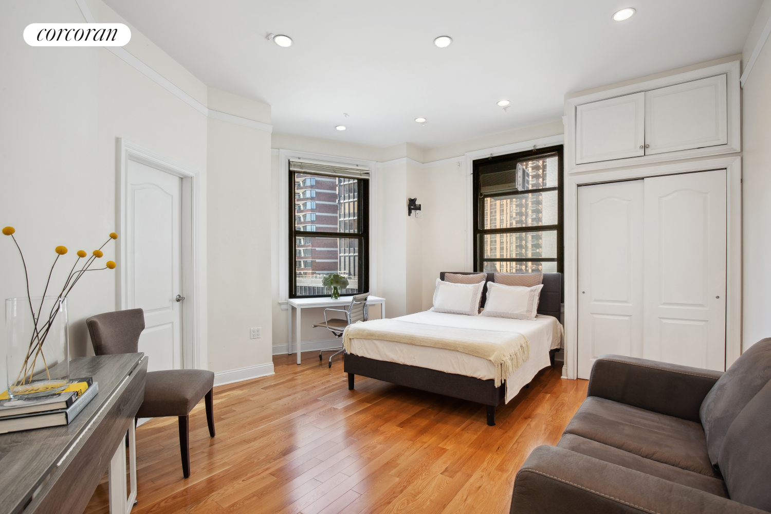 140 West 69th Street 82B, Lincoln Sq, Upper West Side, NYC - 1 Bathrooms  
2 Rooms - 