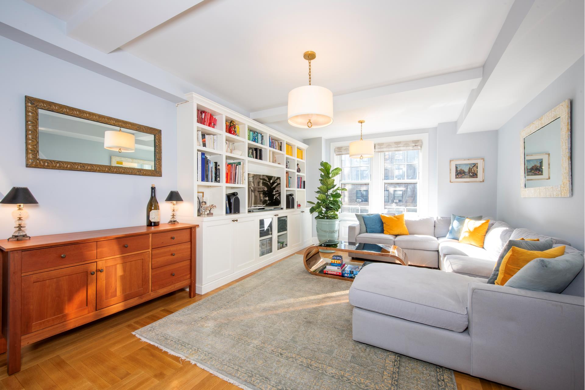 27 West 72nd Street 505, Upper West Side, Upper West Side, NYC - 3 Bedrooms  
3 Bathrooms  
6 Rooms - 