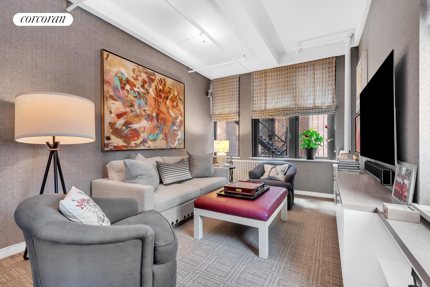 24 West 30th Street 6thfl, Nomad, Downtown, NYC - 3 Bedrooms  
3 Bathrooms  
7 Rooms - 