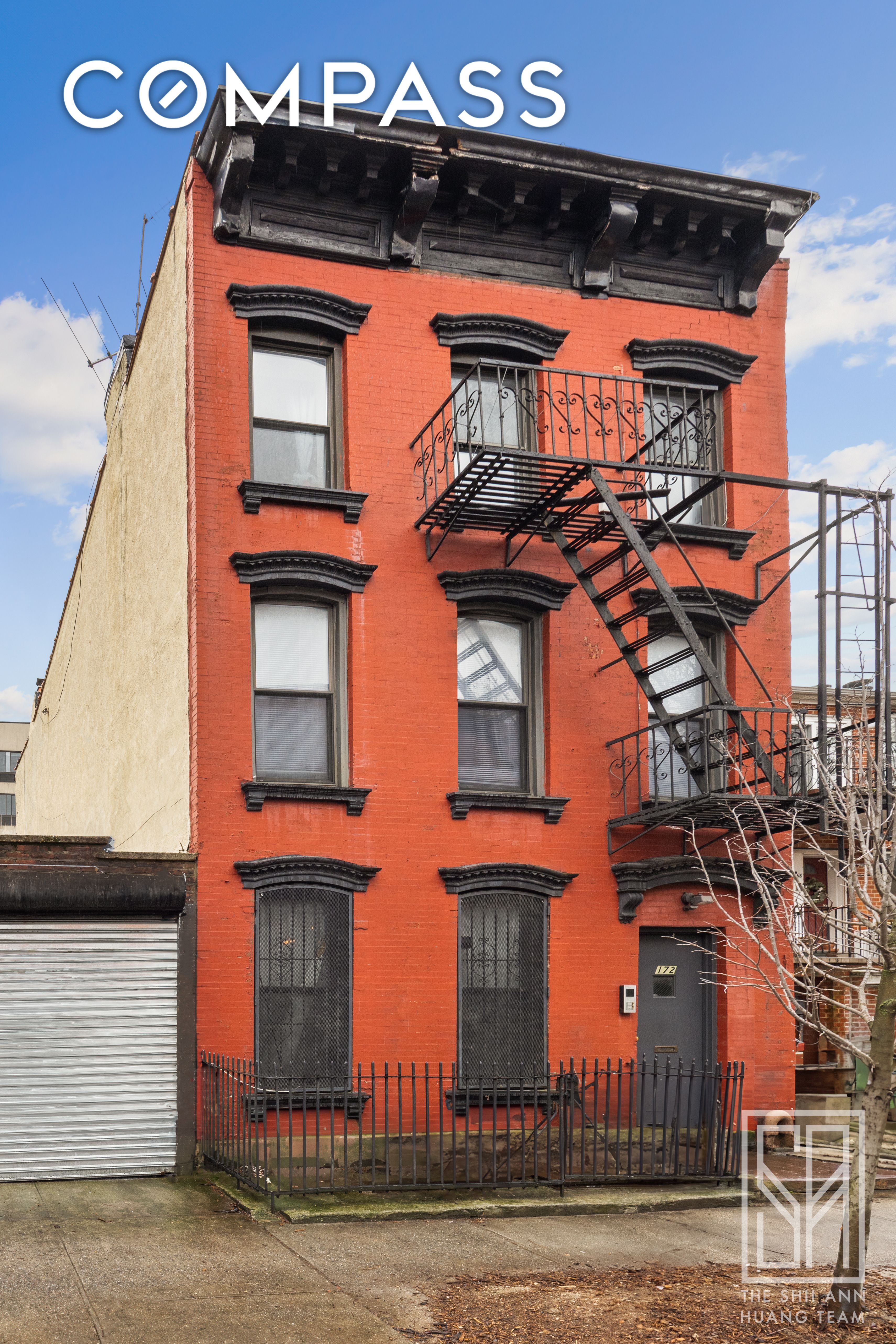 172 Huntington Street, Carroll Gardens, Brooklyn, New York - 6 Bedrooms  
6 Bathrooms  
8 Rooms - 