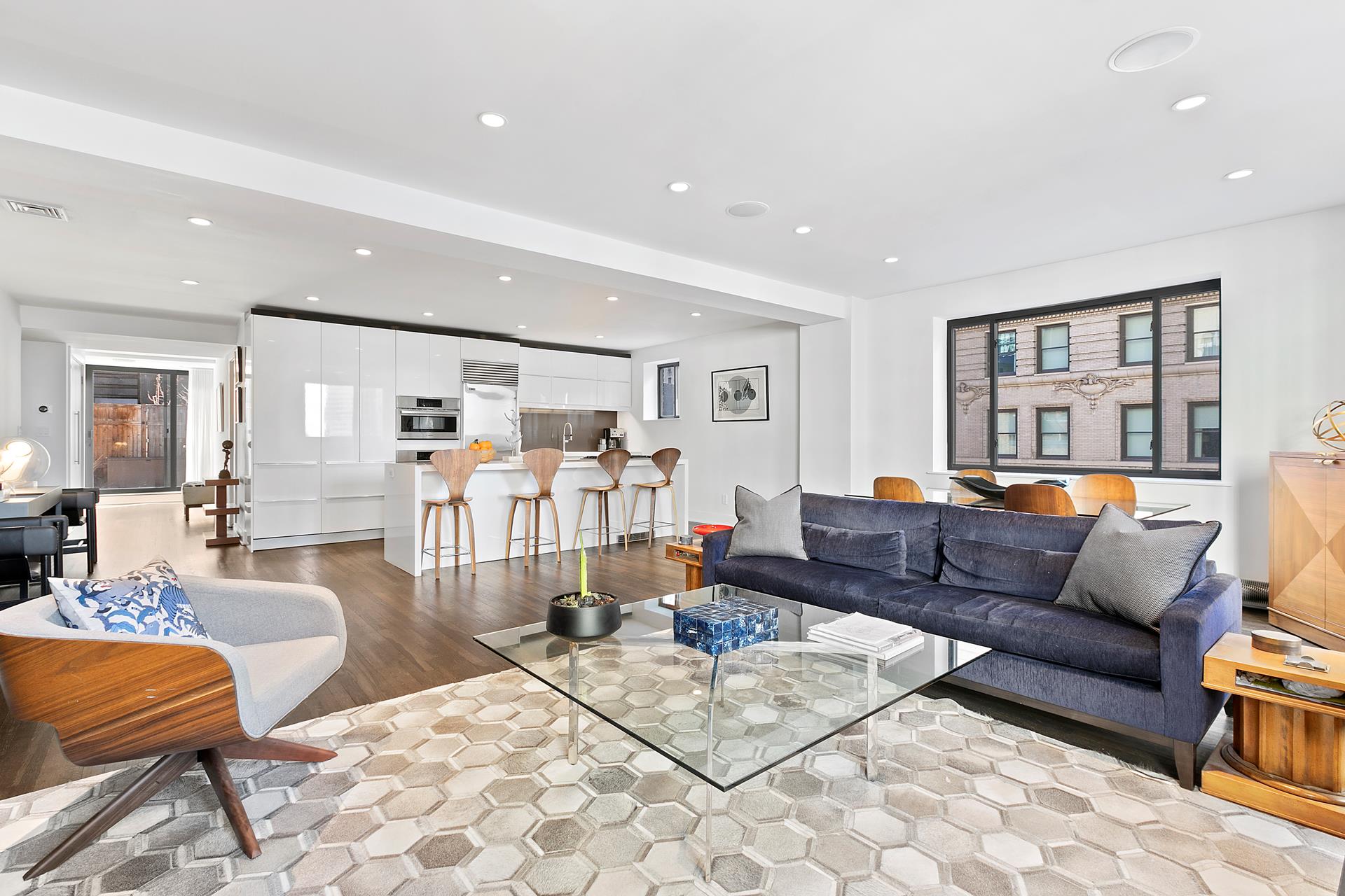 176 Broadway Phc, Financial District, Downtown, NYC - 3 Bedrooms  
2 Bathrooms  
5 Rooms - 