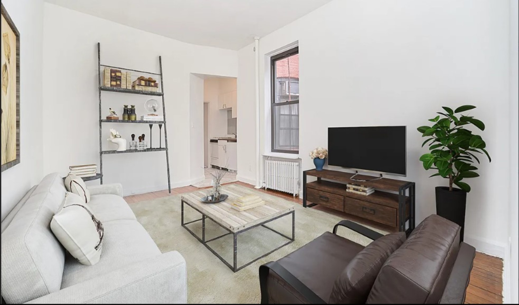 353 West 44th Street 2F, Midtown West, Midtown West, NYC - 1 Bedrooms  
1 Bathrooms  
3 Rooms - 