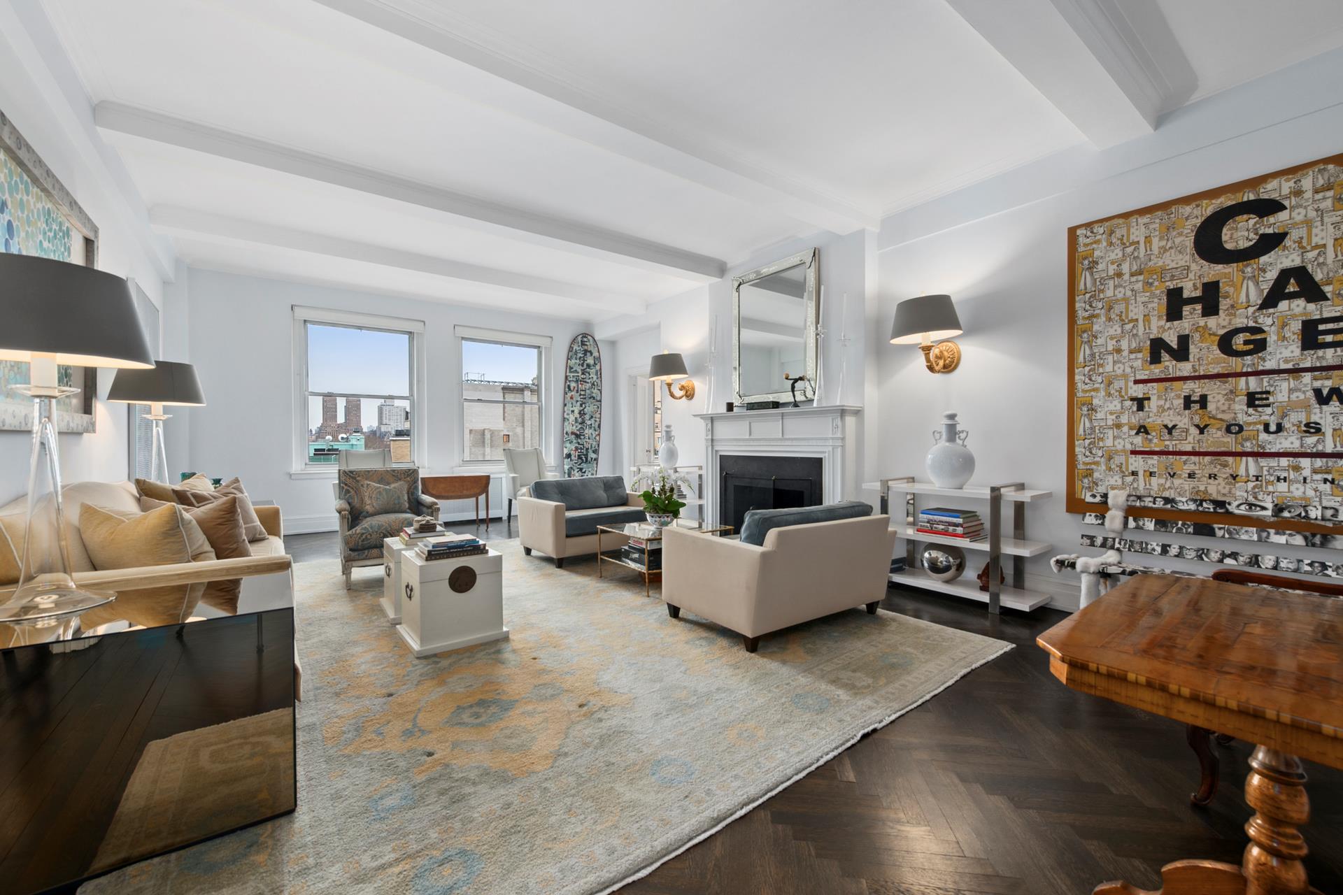 33 East 70th Street 10E, Lenox Hill, Upper East Side, NYC - 4 Bedrooms  
4 Bathrooms  
12 Rooms - 