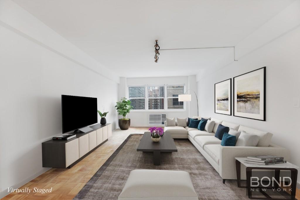 321 East 45th Street 8Fg, Turtle Bay, Midtown East, NYC - 2 Bedrooms  
2 Bathrooms  
4 Rooms - 