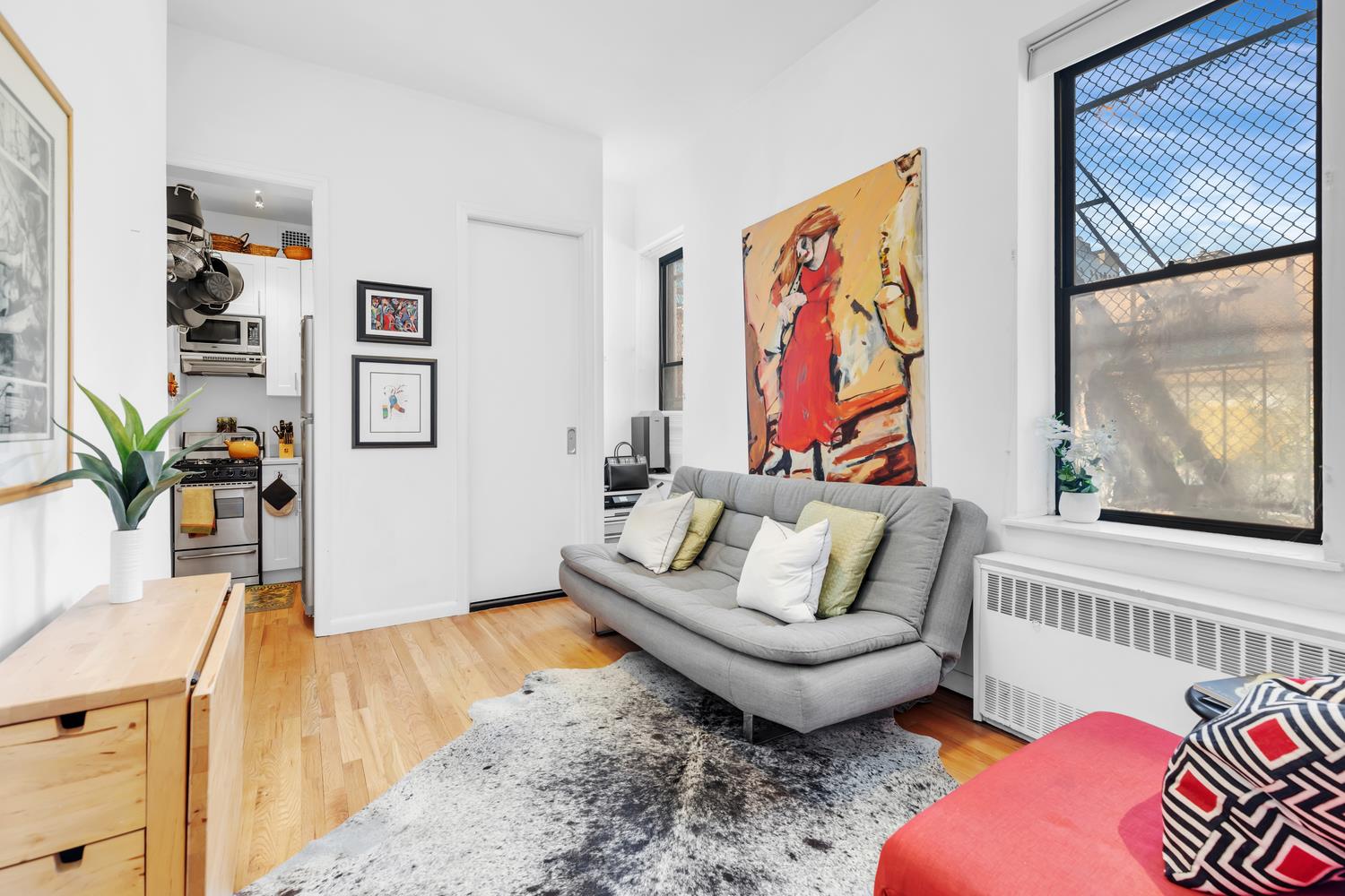 310 West 18th Street 1B, Chelsea, Downtown, NYC - 1 Bathrooms  
2 Rooms - 