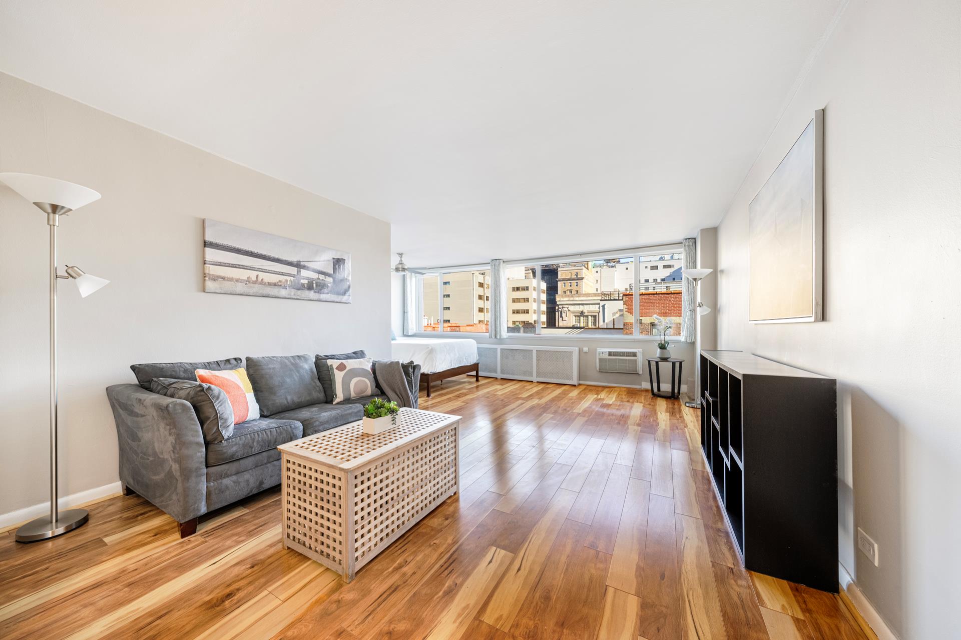 333 East 14th Street 9M, Gramercy Park, Downtown, NYC - 1 Bathrooms  
3 Rooms - 