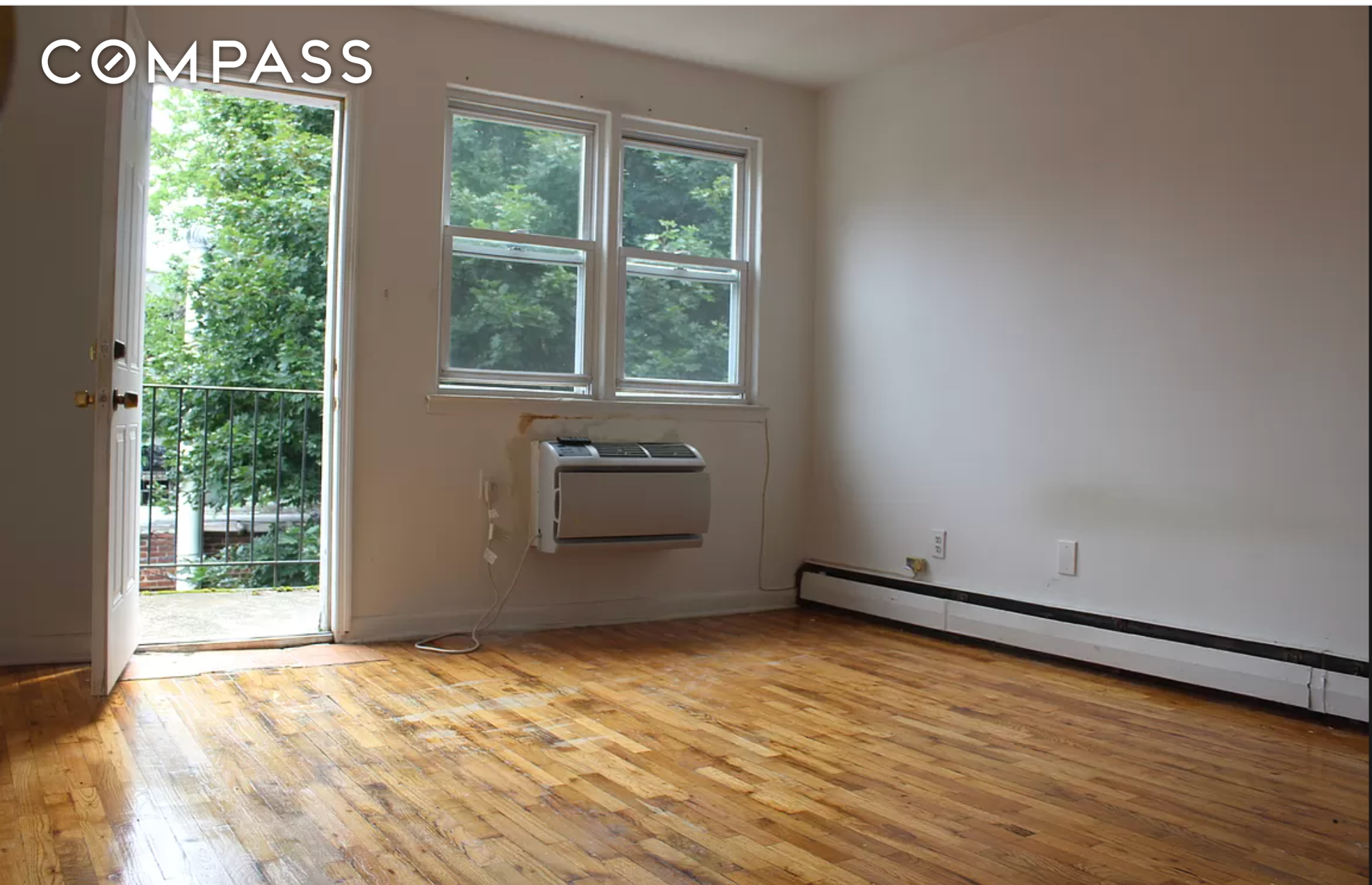 447 East 21st Street 2, Ditmas Park, Brooklyn, New York - 3 Bedrooms  
1.5 Bathrooms  
7 Rooms - 