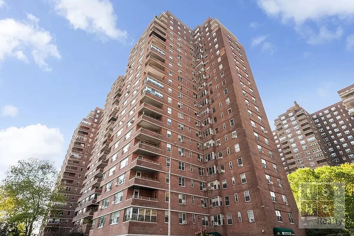 455 Fdr Drive, New York, NY 10002, 1 Bedroom Bedrooms, 3 Rooms Rooms,1 BathroomBathrooms,Residential,For Sale,Fdr,RSFT-00210000000380