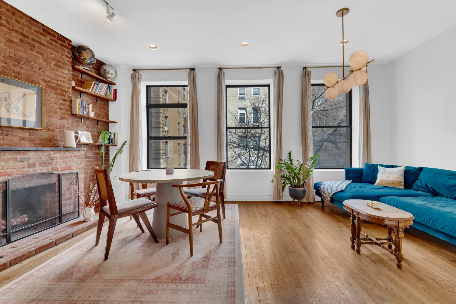 204 West 92nd Street 3F, Upper West Side, Upper West Side, NYC - 1 Bedrooms  
1 Bathrooms  
3 Rooms - 