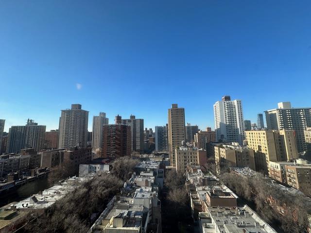 350 Central Park 15/16-D, Central Park West, Upper West Side, NYC - 4 Bedrooms  
4 Bathrooms  
8 Rooms - 