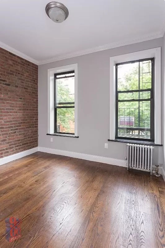 72 West 108th Street 1A, Upper West Side, Upper West Side, NYC - 3 Bedrooms  
1 Bathrooms  
5 Rooms - 