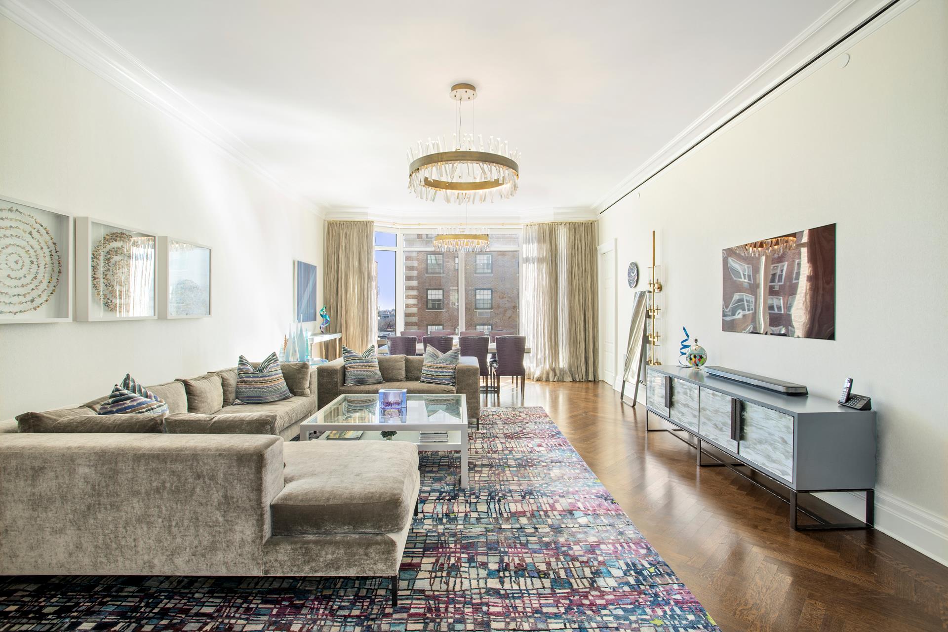 20 East End Avenue 9A, Yorkville, Upper East Side, NYC - 4 Bedrooms  
4.5 Bathrooms  
7 Rooms - 
