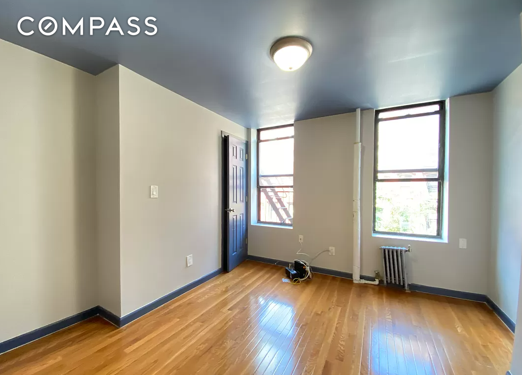 512 East 5th Street 8, East Village, Downtown, NYC - 1 Bathrooms  
2 Rooms - 