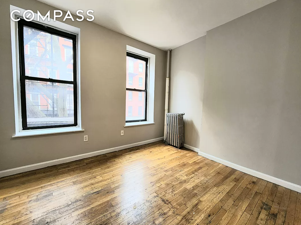 431 East 9th Street 5, East Village, Downtown, NYC - 1 Bedrooms  
1 Bathrooms  
1 Rooms - 
