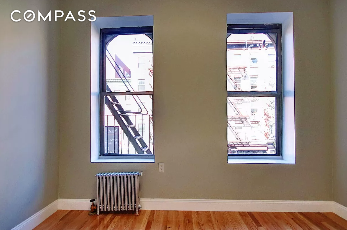 622 East 11th Street 6, East Village, Downtown, NYC - 1 Bedrooms  
1 Bathrooms  
2 Rooms - 