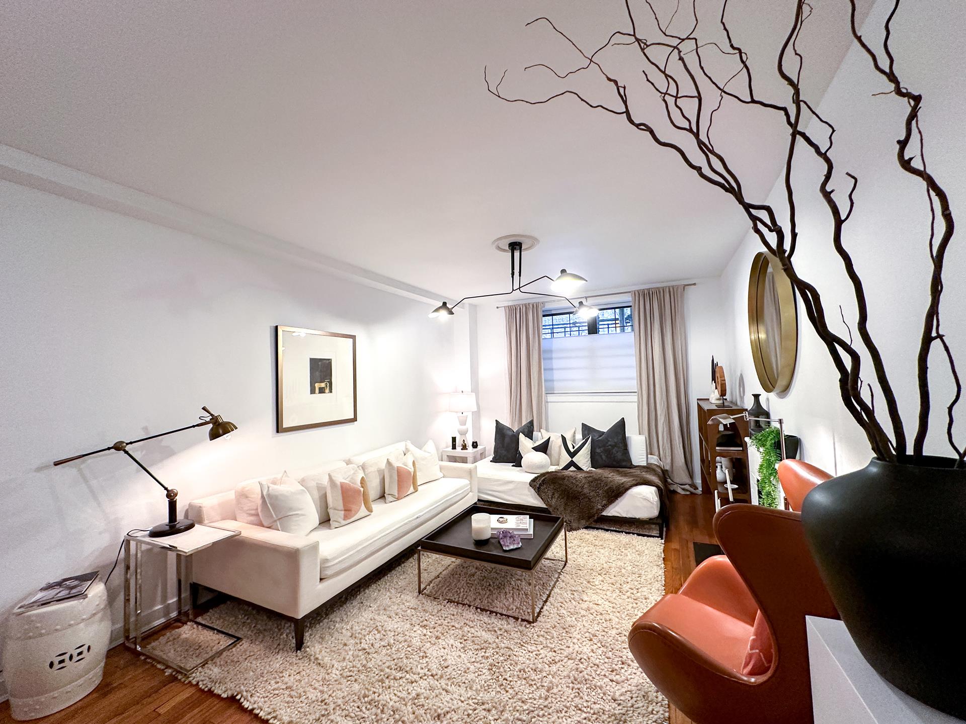 Photo 1 of 434 East 58th Street 1A, Midtown East, NYC, $345,000, Web #: 1061689794