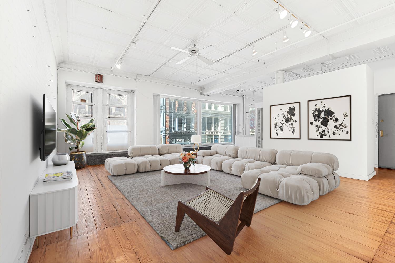 Photo 1 of 542 Broadway 2F, SoHo, NYC, $1,495,000, Web #: 1061697702