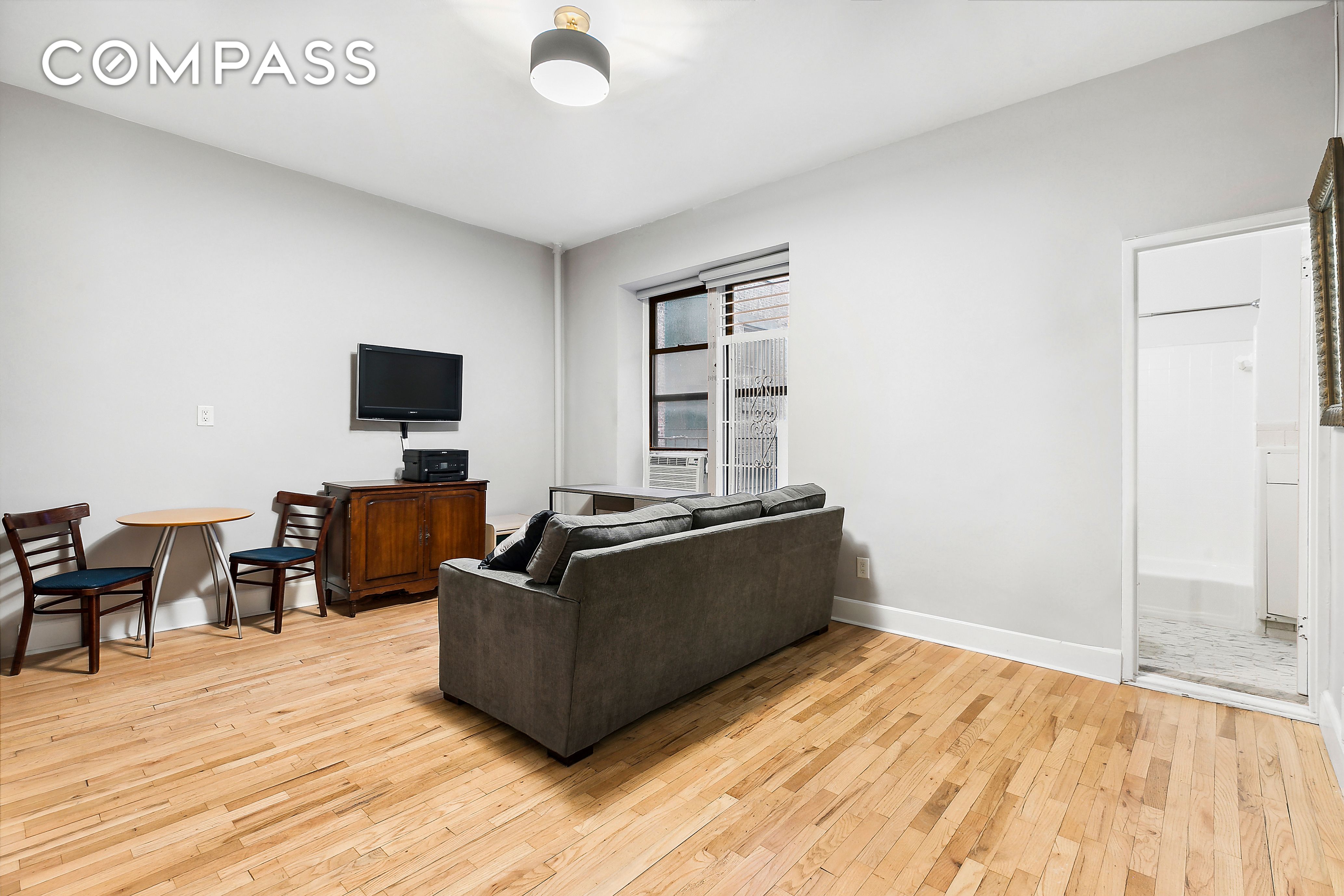 102 West 80th Street 54, Upper West Side, Upper West Side, NYC - 1 Bathrooms  
2 Rooms - 