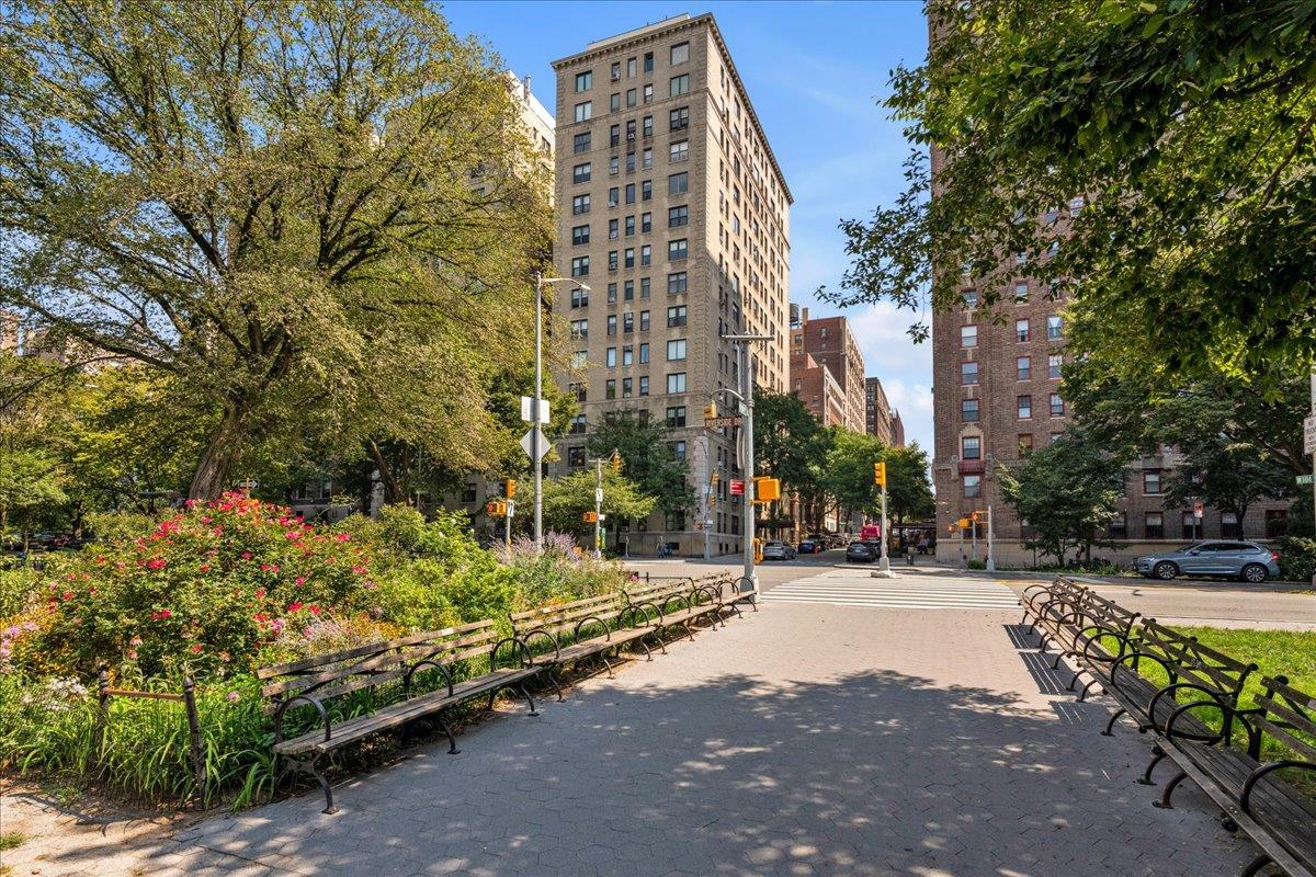 Photo 1 of 320 Riverside Drive 2-A, Upper West Side, NYC, $1,585,000, Web #: 1061743552