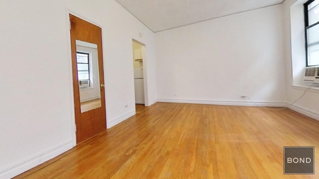 234 East 87th Street 4A, Upper East Side, Upper East Side, NYC - 1 Bathrooms  
2 Rooms - 