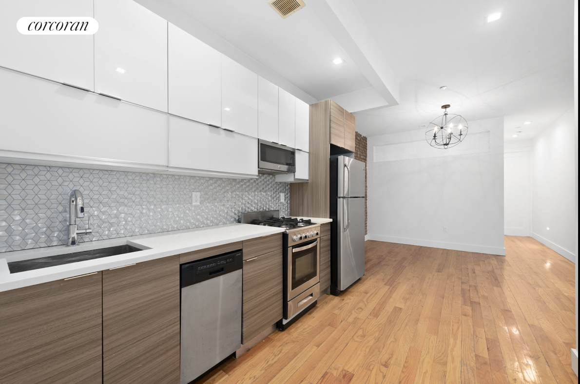 1340 Hancock Street 1R, Bushwick, Brooklyn, New York - 5 Bedrooms  
2 Bathrooms  
6 Rooms - 