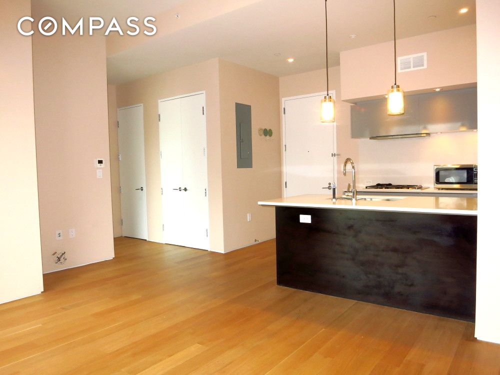 123 3rd Avenue 12B, East Village, Downtown, NYC - 1 Bedrooms  
1 Bathrooms  
3 Rooms - 