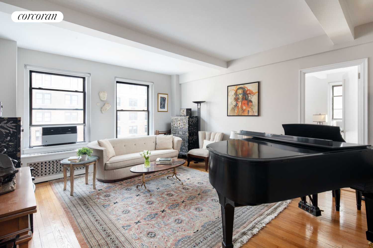 40 West 72nd Street 118, Lincoln Sq, Upper West Side, NYC - 2 Bedrooms  
2 Bathrooms  
5 Rooms - 