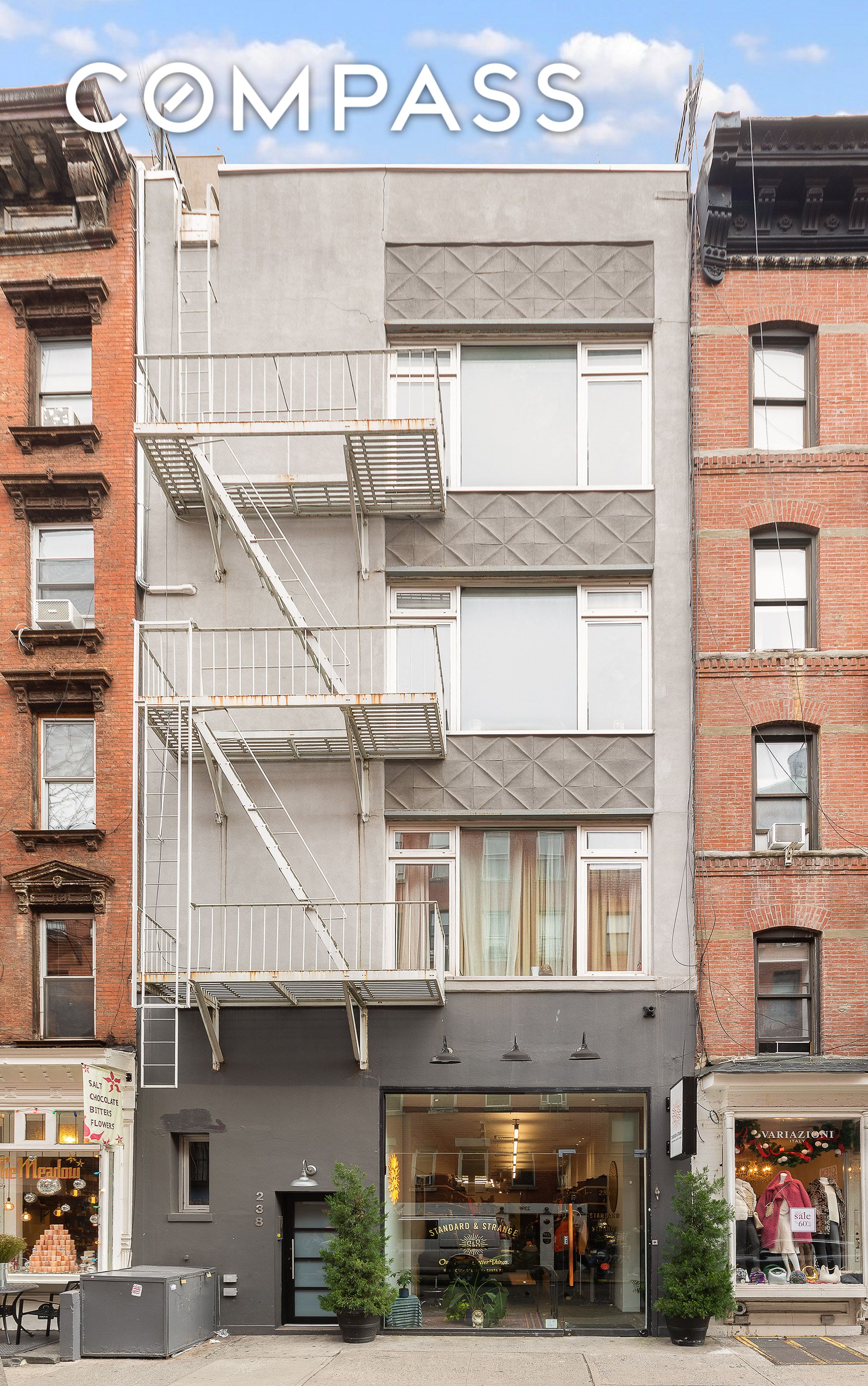 238 Mulberry Street, Nolita, Downtown, NYC - 6 Bedrooms  
7.5 Bathrooms  
12 Rooms - 