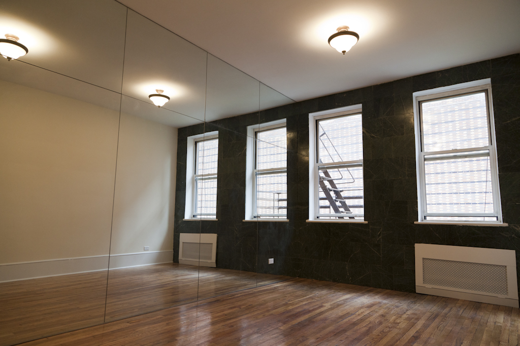 Photo 1 of 107 West 68th Street 4F, Upper West Side, NYC, $5,495, Web #: 1061821182