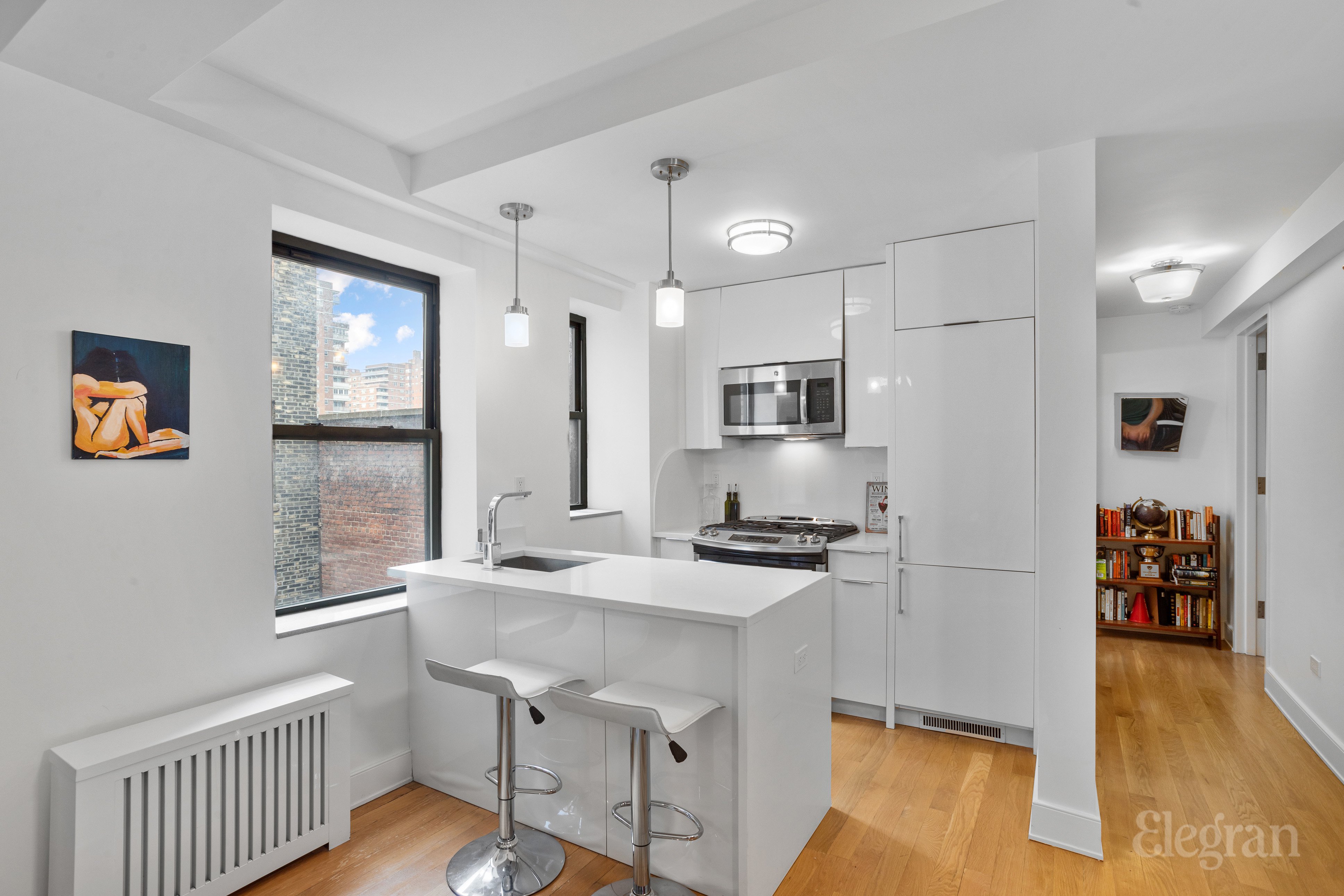 308 West 30th Street 8-A, Chelsea, Downtown, NYC - 1 Bedrooms  
1 Bathrooms  
4 Rooms - 