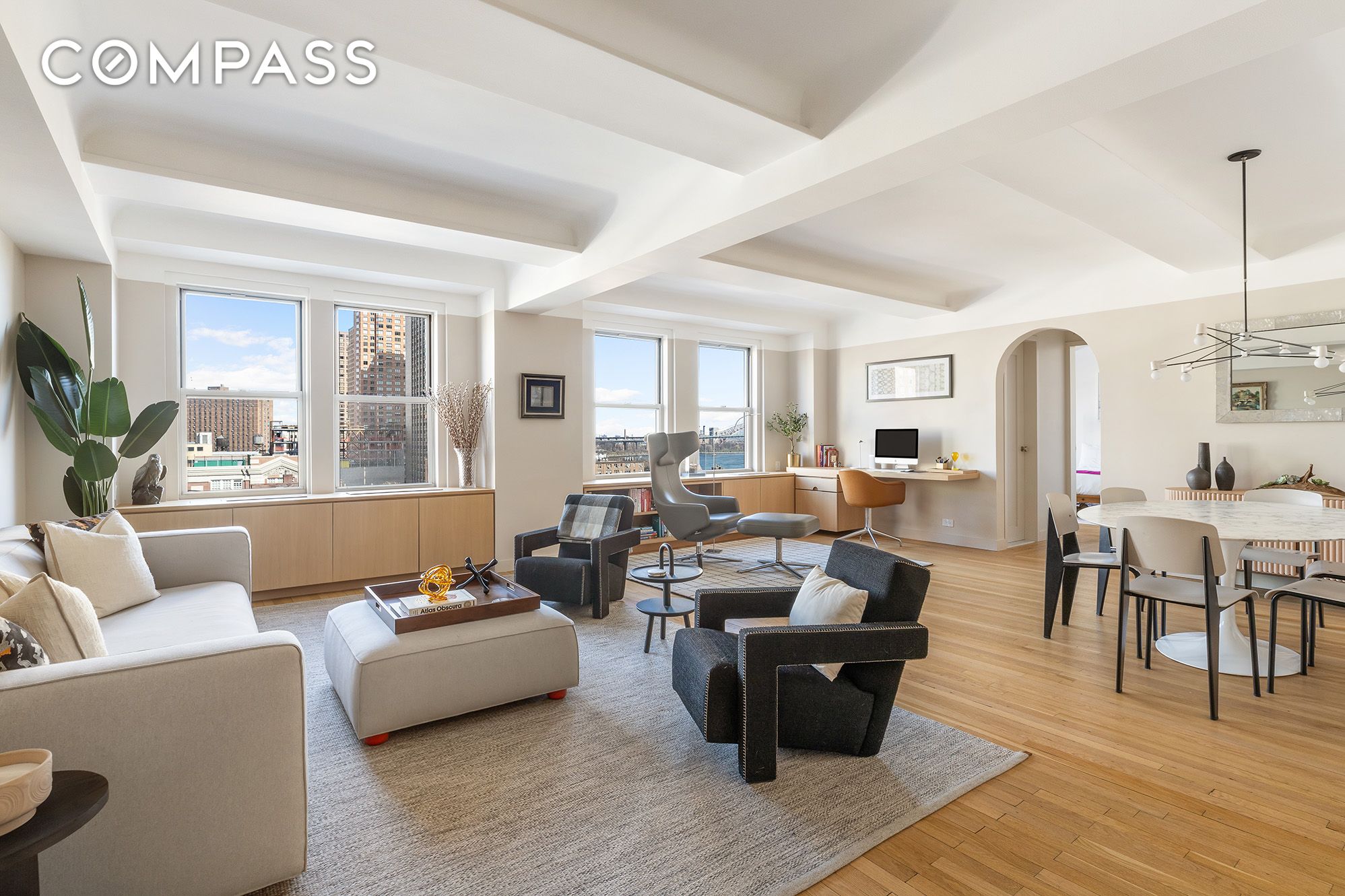 425 East 86th Street 11D, Upper East Side, Upper East Side, NYC - 3 Bedrooms  
3 Bathrooms  
6 Rooms - 