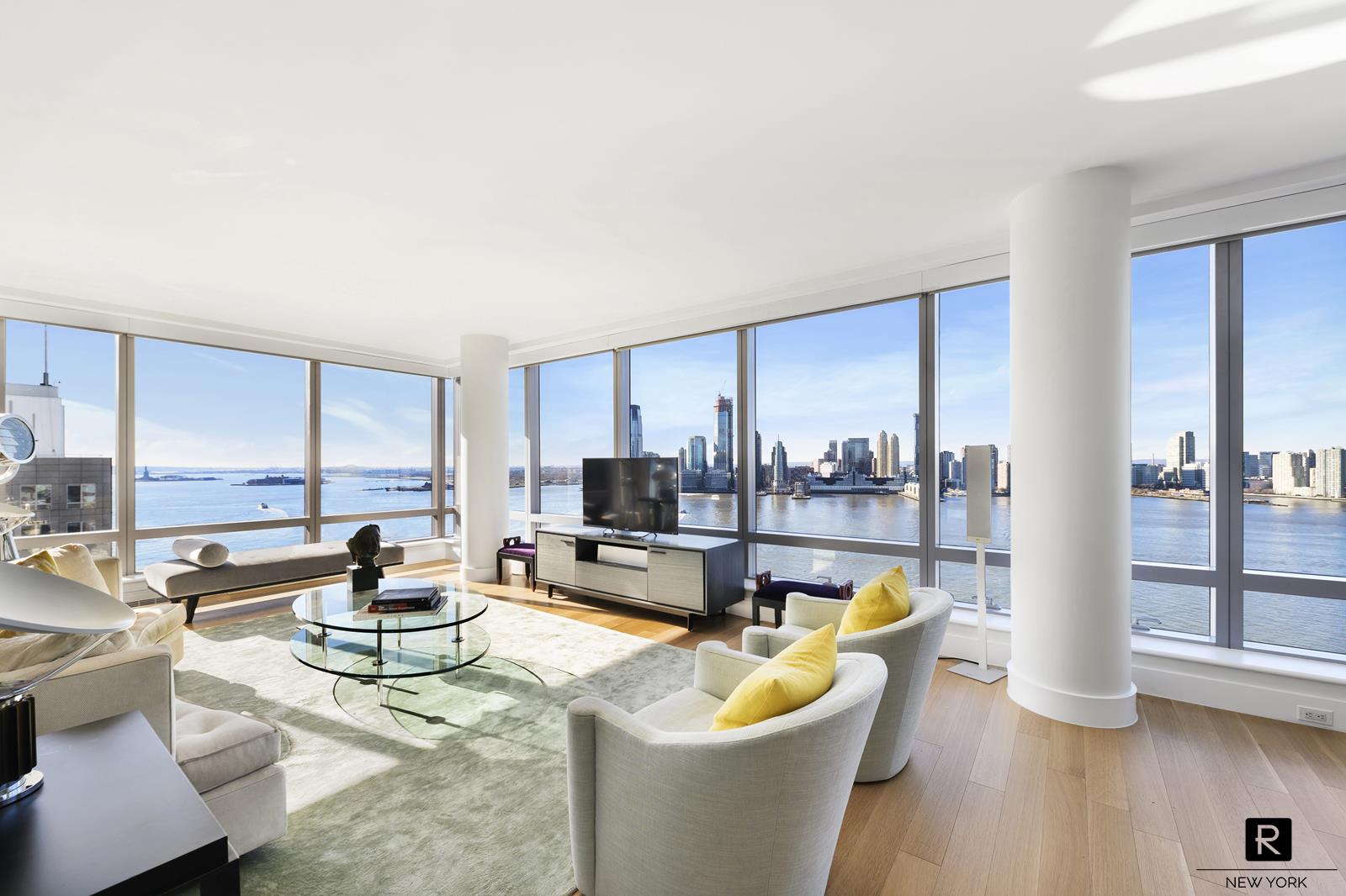 2 River Terrace 24-D, Battery Park City, Downtown, NYC - 2 Bedrooms  
3 Bathrooms  
4 Rooms - 