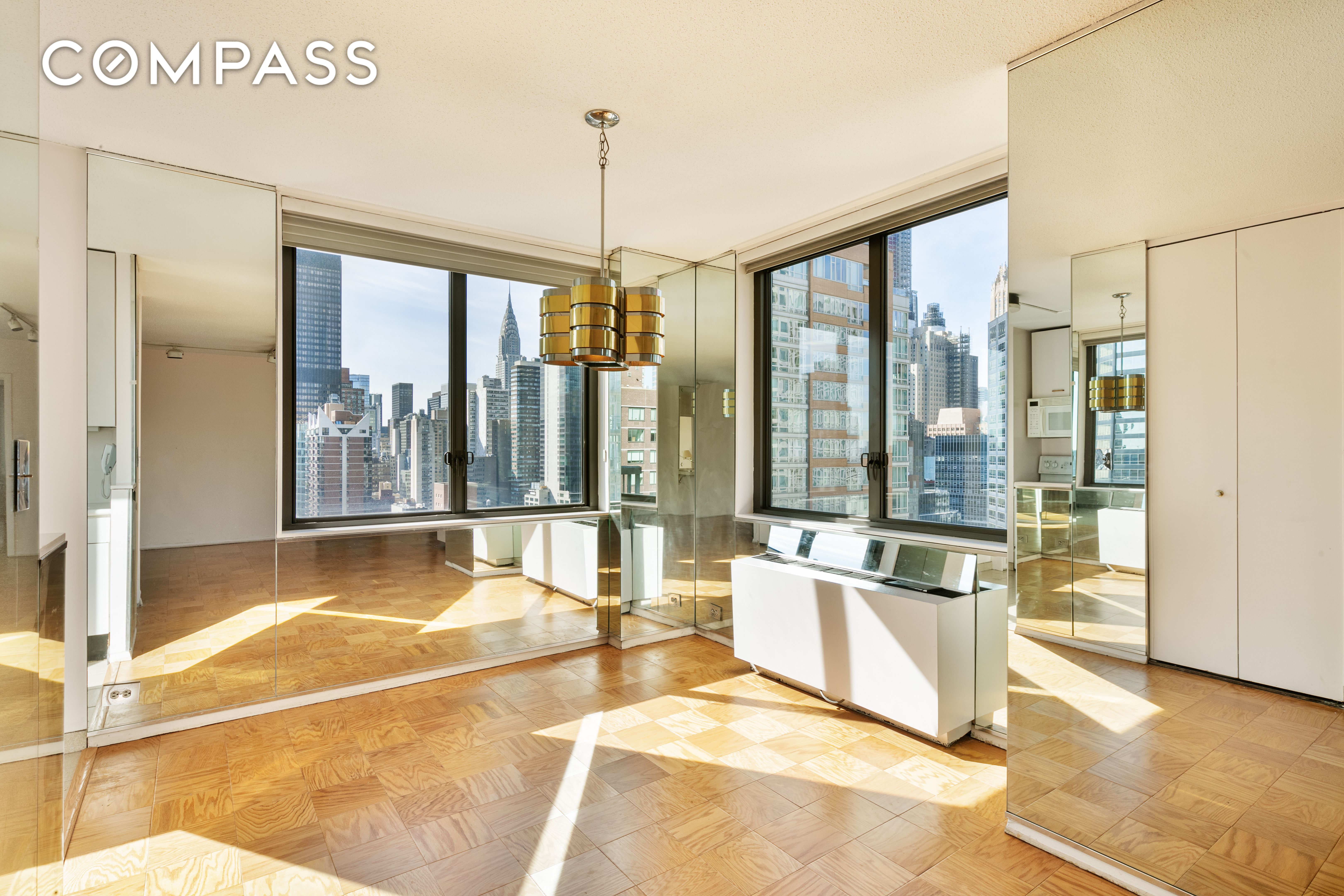 300 East 54th Street 28De, Sutton Place, Midtown East, NYC - 2 Bedrooms  
2.5 Bathrooms  
5 Rooms - 