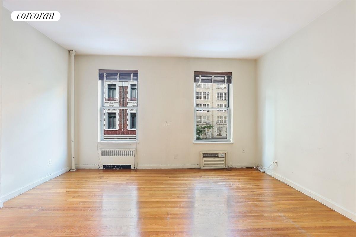 208 East 32nd Street 3A, Gramercy Park And Murray Hill, Downtown, NYC - 1 Bathrooms  
2 Rooms - 