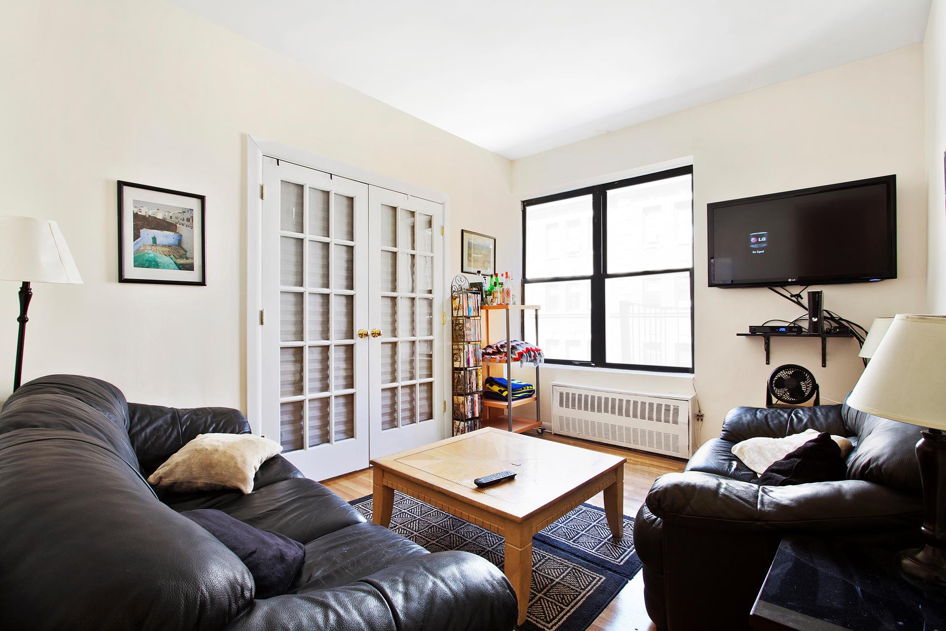 152 East 35th Street 6A, Murray Hill, Midtown East, NYC - 2 Bedrooms  
1 Bathrooms  
4 Rooms - 