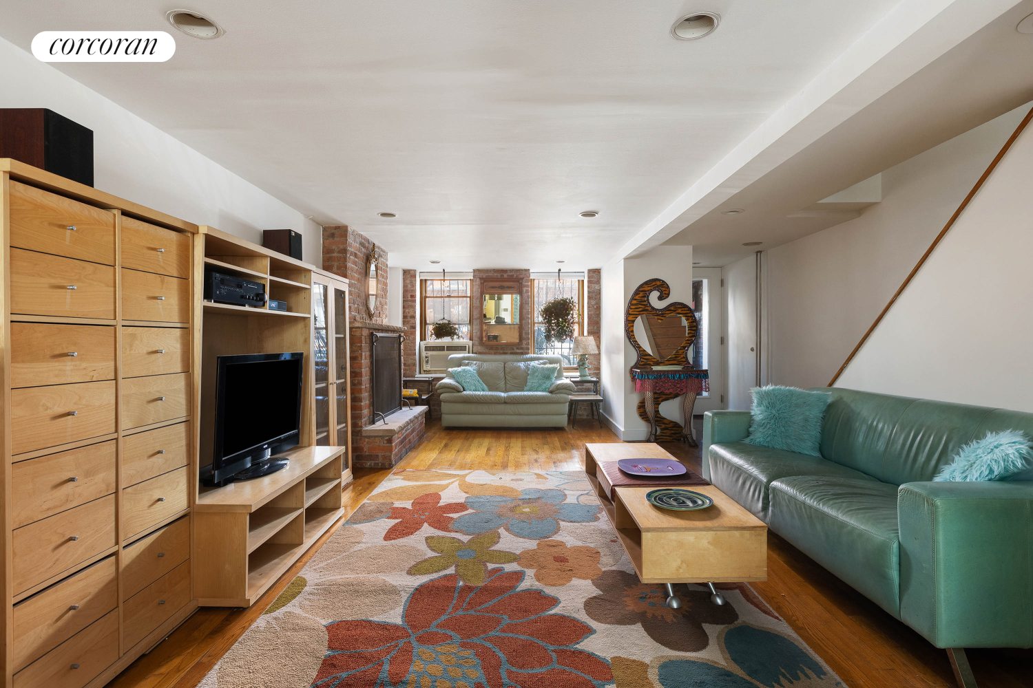 318 16th Street, South Slope, Brooklyn, New York - 5 Bedrooms  
2.5 Bathrooms  
7 Rooms - 