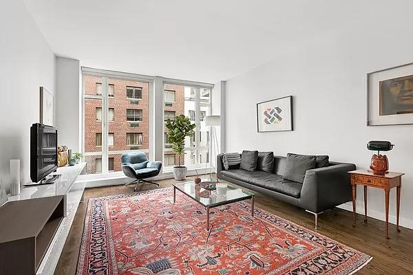 133 West 22nd Street 6H, Chelsea,  - 1 Bedrooms  
1 Bathrooms  
3 Rooms - 