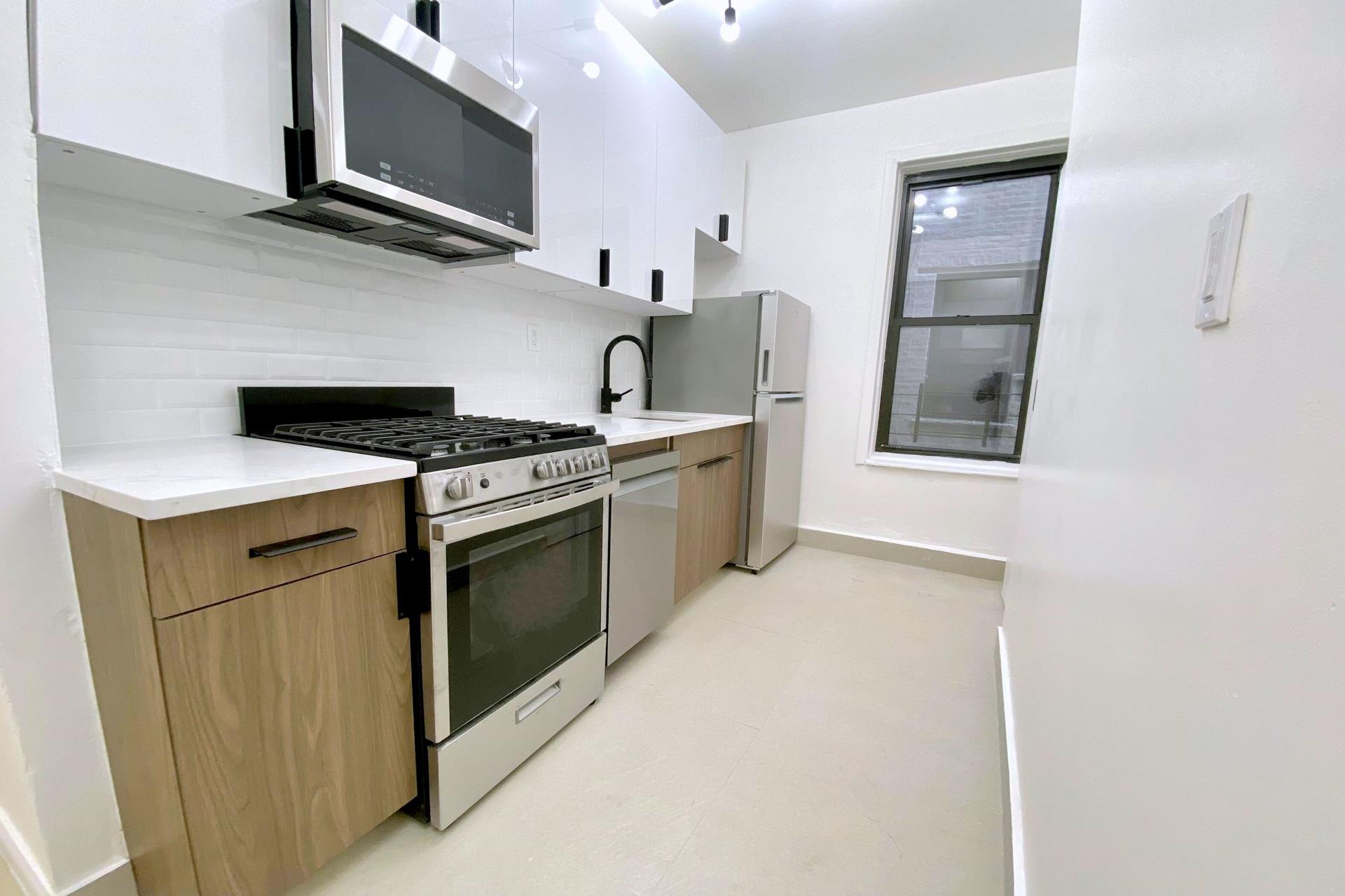 618 Marlborough Road 1B, Ditmas Park, Brooklyn, New York - 2 Bedrooms  
1 Bathrooms  
4 Rooms - 