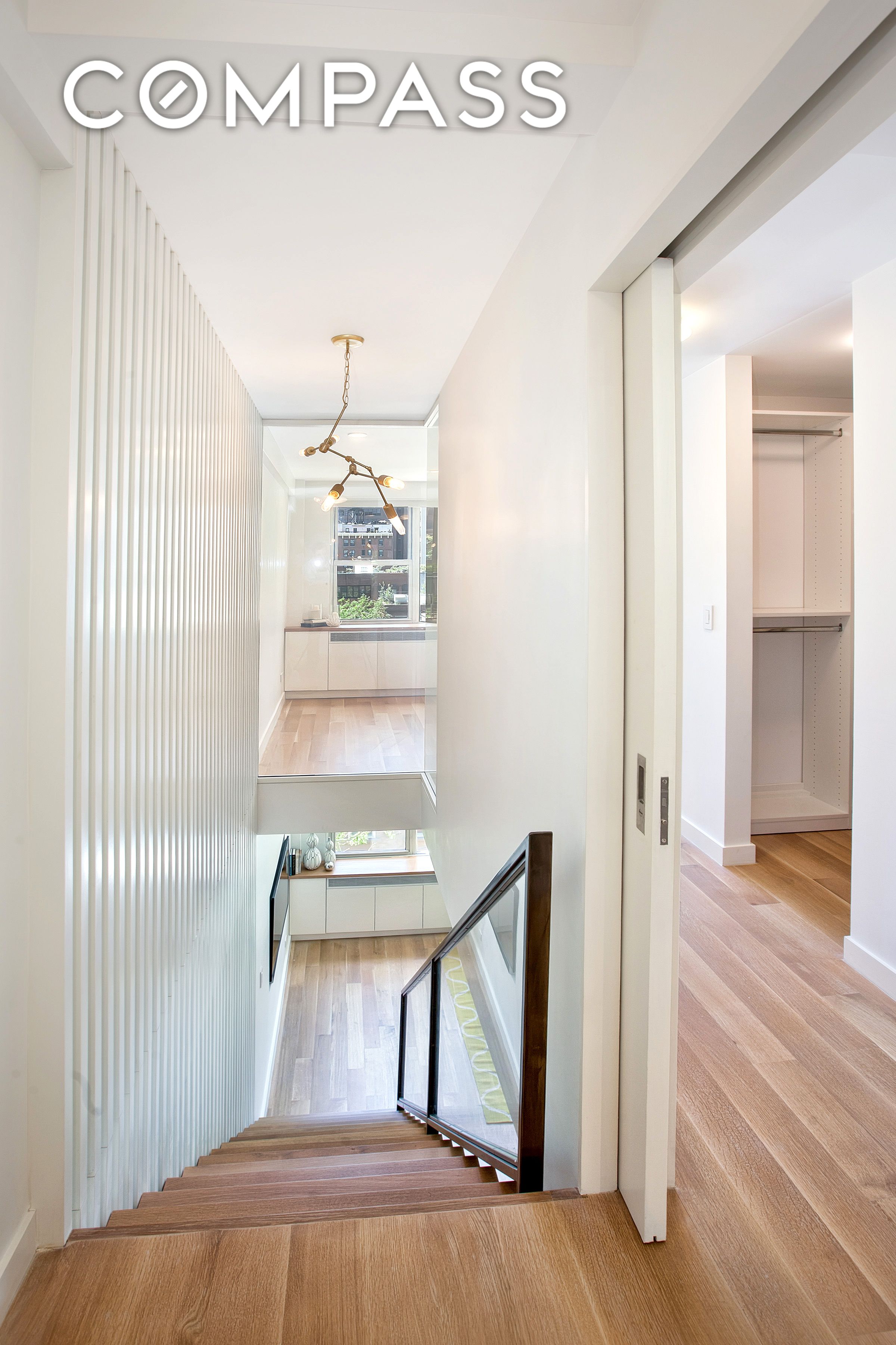 221 East 50th Street 6D7d, Midtown East, Midtown East, NYC - 3 Bedrooms  
3 Bathrooms  
7 Rooms - 