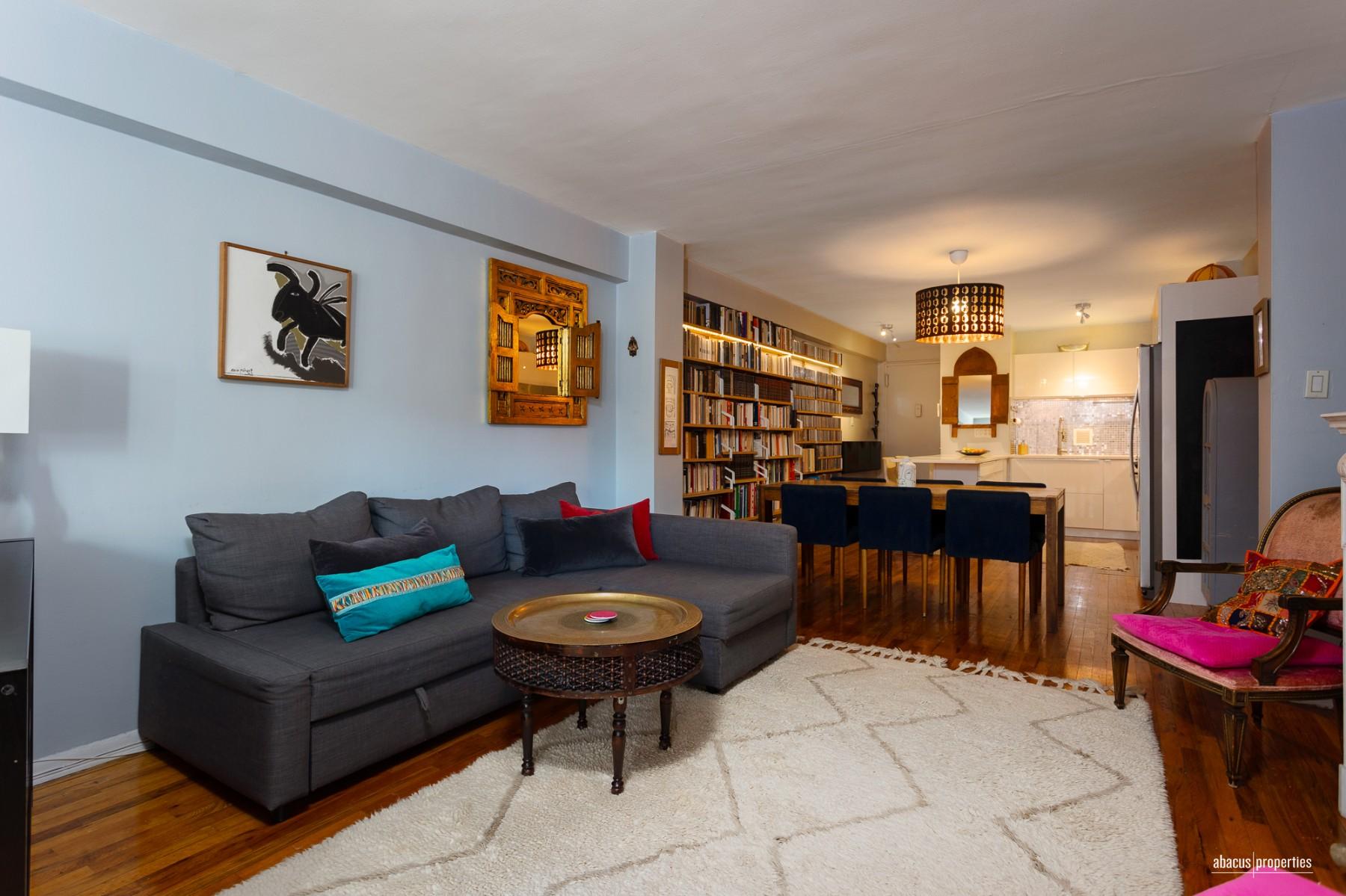 515 East 7th Street 3U, Kensington, Brooklyn, New York - 2 Bedrooms  
1 Bathrooms  
4 Rooms - 