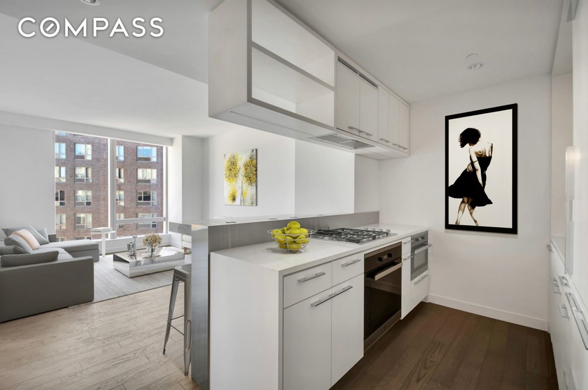 252 South Street 10K, Lower East Side, Downtown, NYC - 1 Bedrooms  
1 Bathrooms  
3 Rooms - 